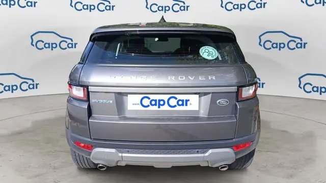 Land Rover Range Rover Evoque view 3