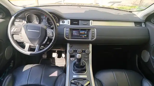 Land Rover Range Rover Evoque view 11