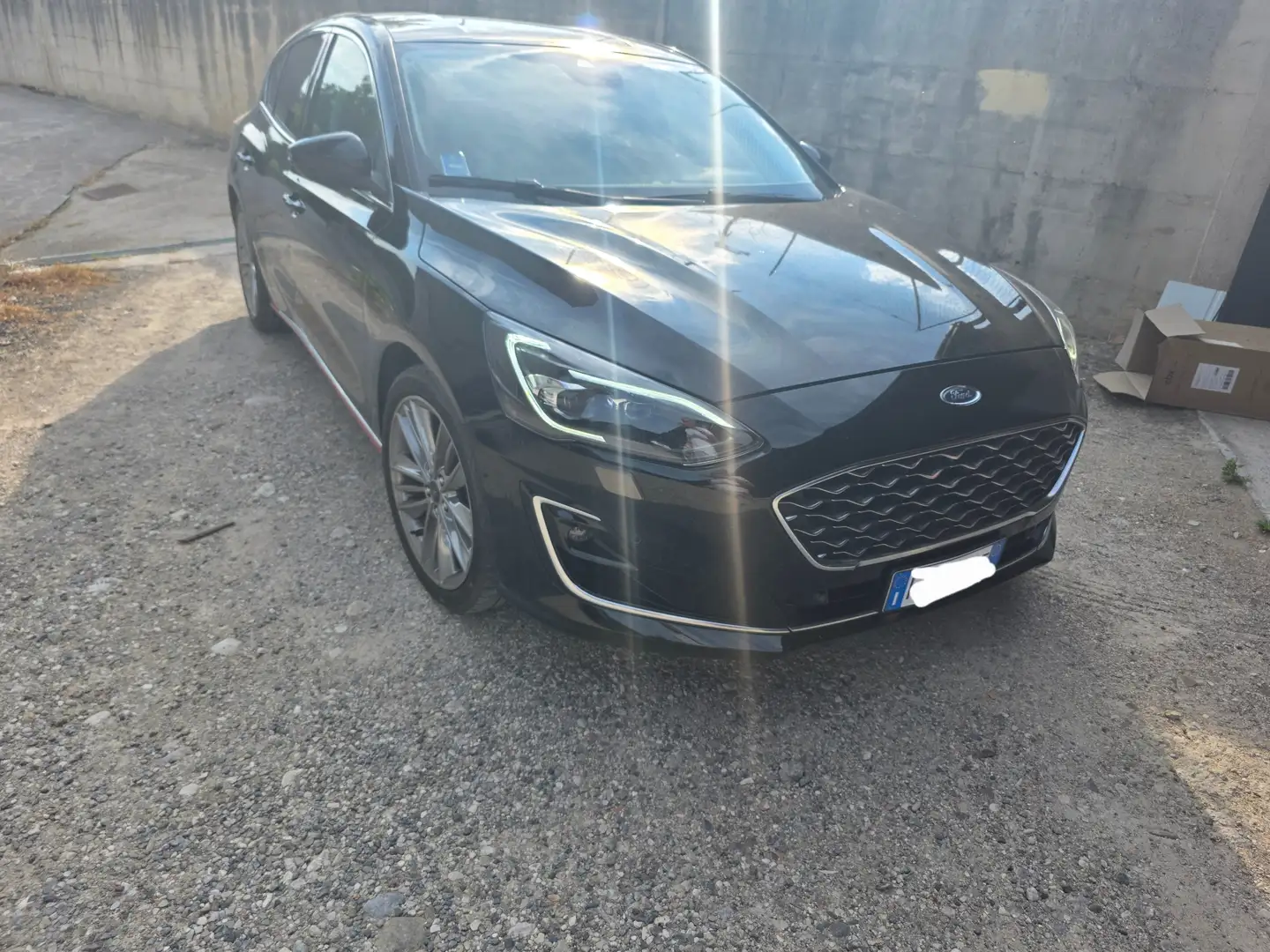 Ford Focus 1000 ecoboost 125cv vignale Nero - 2