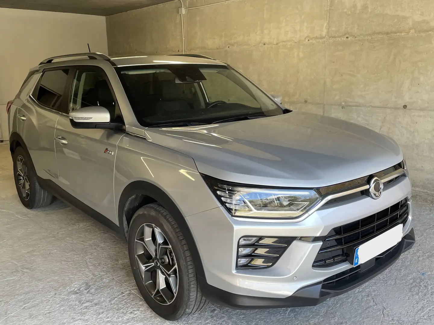SsangYong Korando Korando G15 Limited 4x2 Limited Plateado - 2