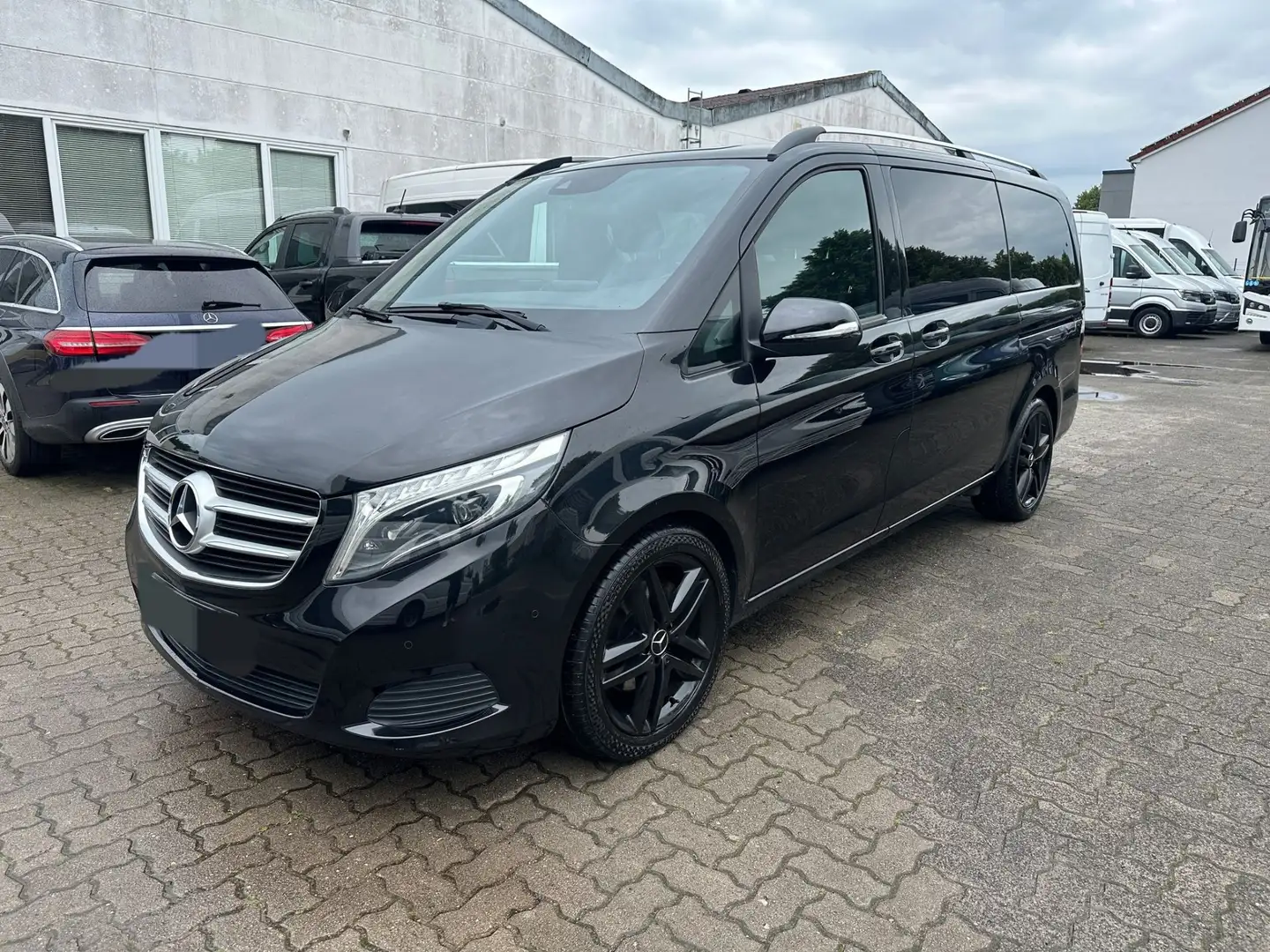 Mercedes-Benz V 250 d/LUXURY/8 POSTI TOTALE BLACK/TAGLIANDI MB ! Nero - 2