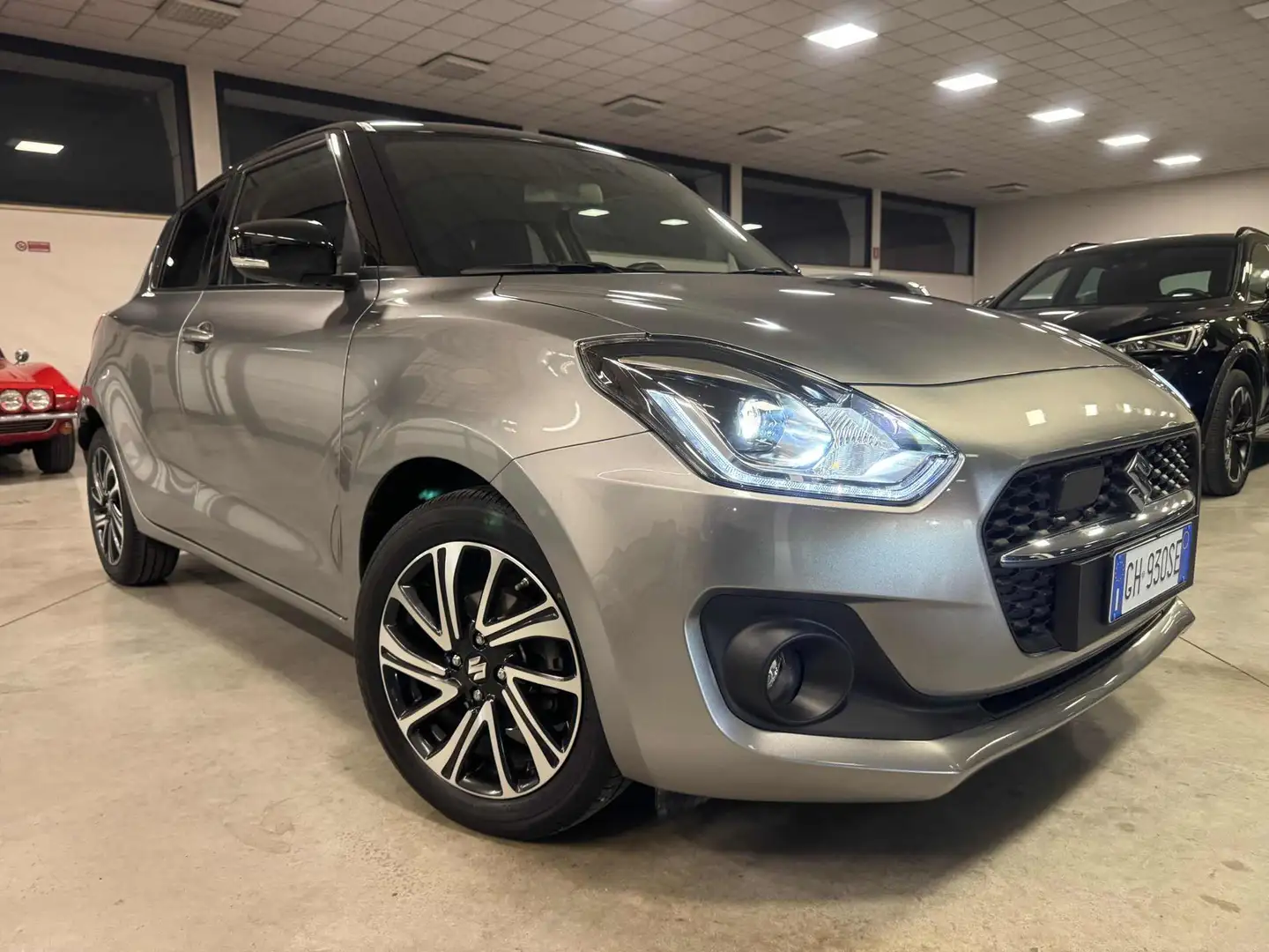 Suzuki Swift 1.2 Hybrid CVT Easy Top Grigio - 2