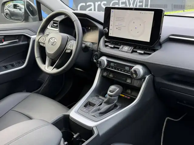 Toyota Rav4 view 5