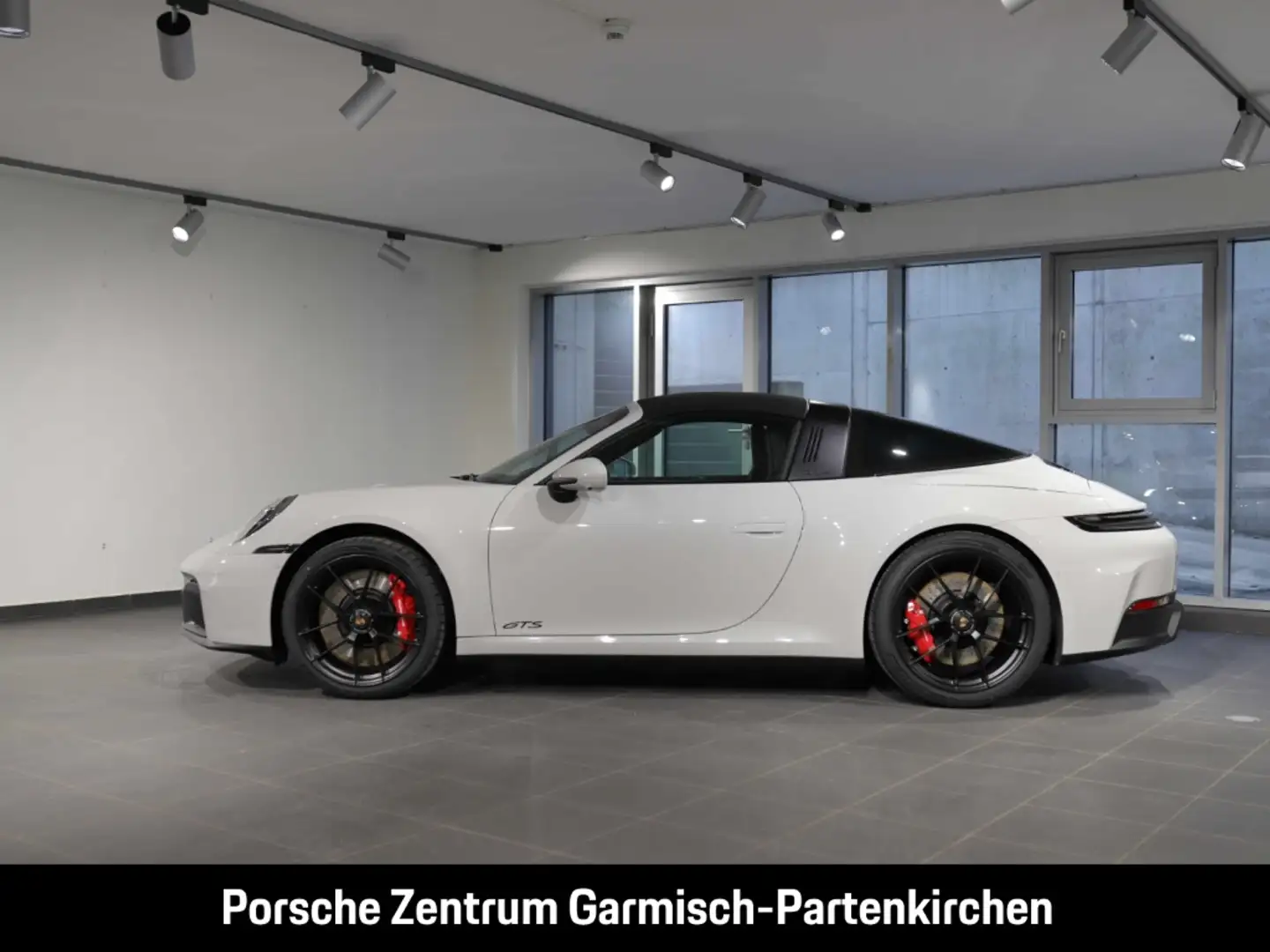 Porsche 992 911 Targa 4 GTS LenkradHZG Memory 360 Kamera Grau - 2
