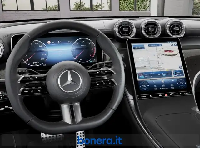 Mercedes-Benz GLC view 5