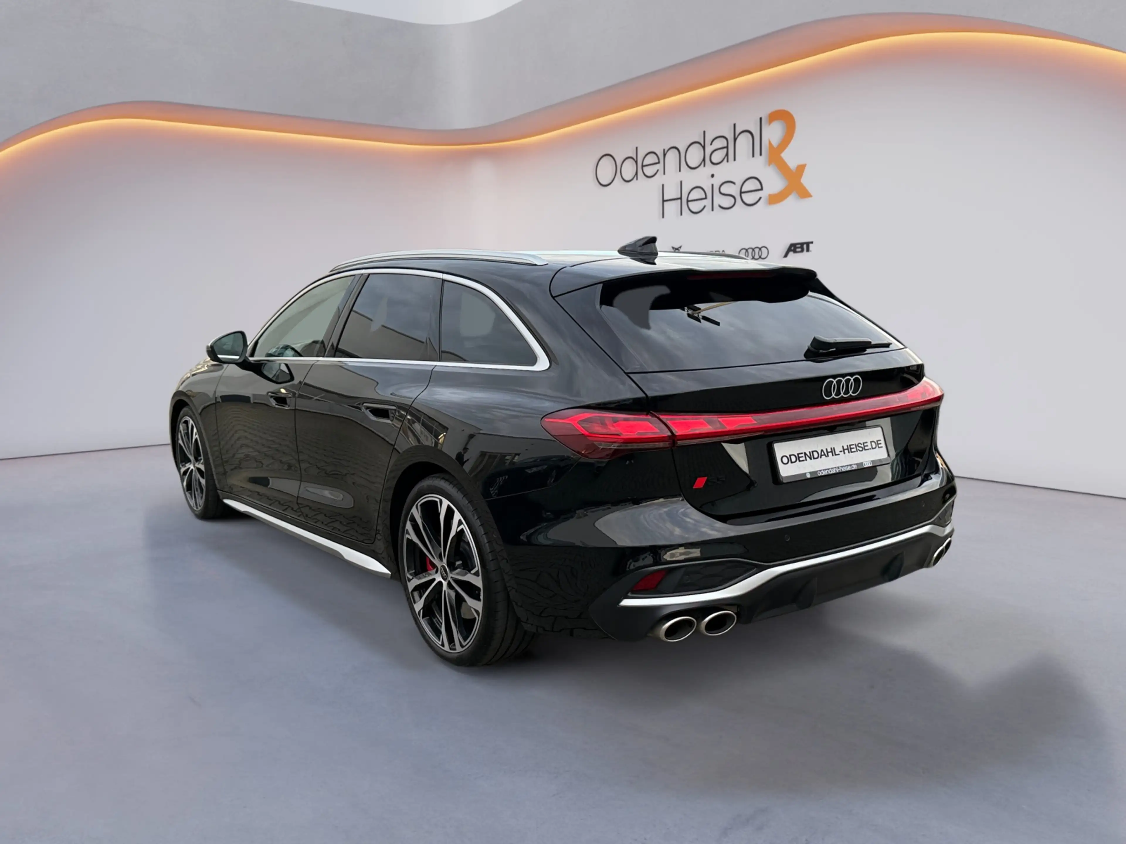 Audi S5 Avant 3.0 TFSI S tronic quattro TECH PRO — photo 3