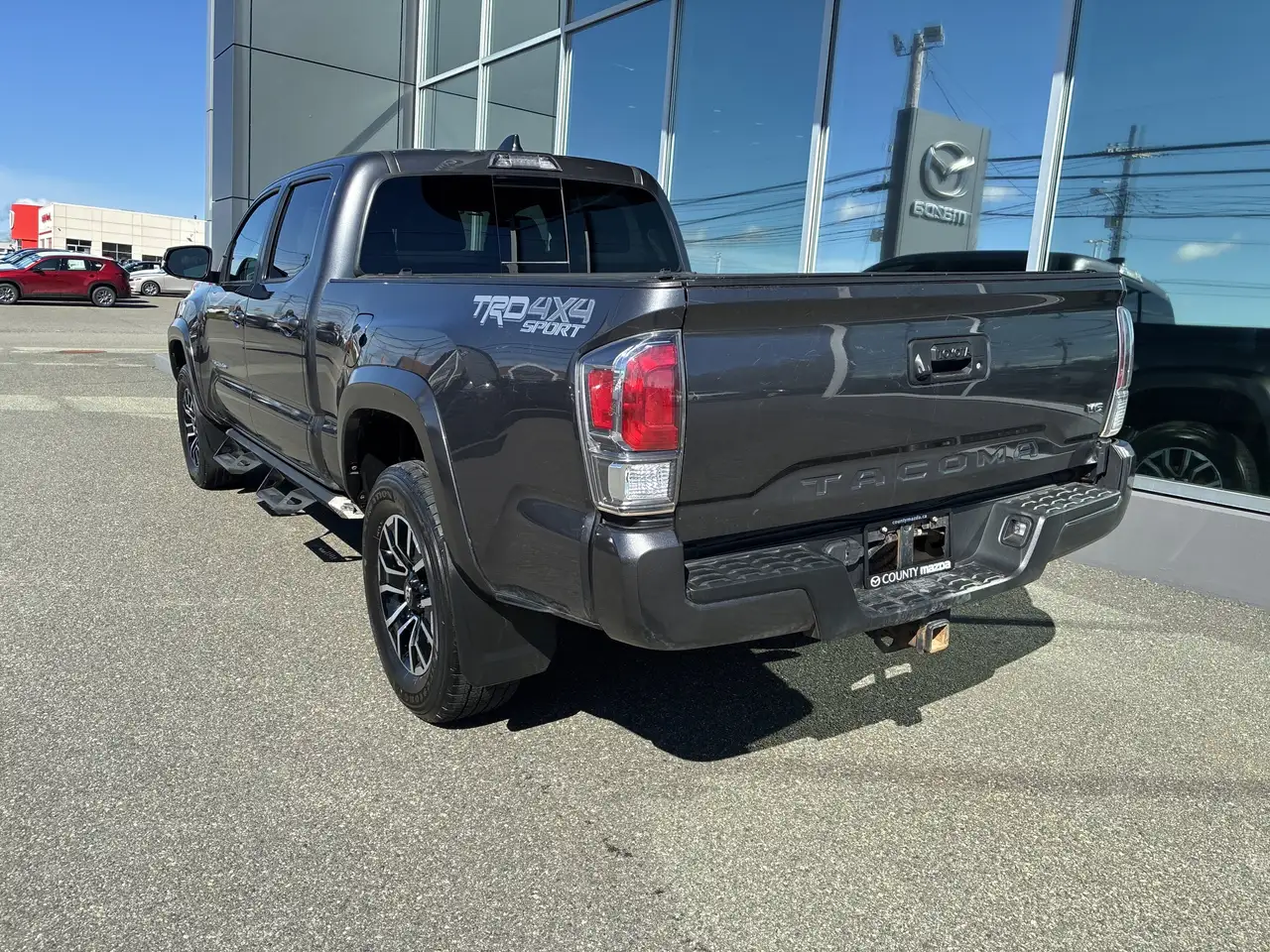 Toyota Tacoma снимка Toyota Tacoma