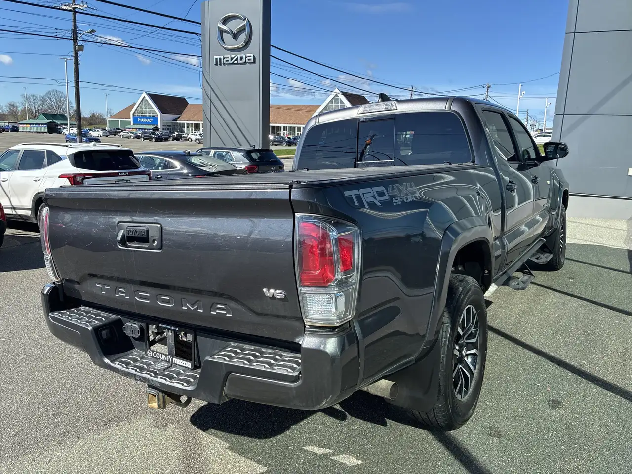 Toyota Tacoma снимка Toyota Tacoma
