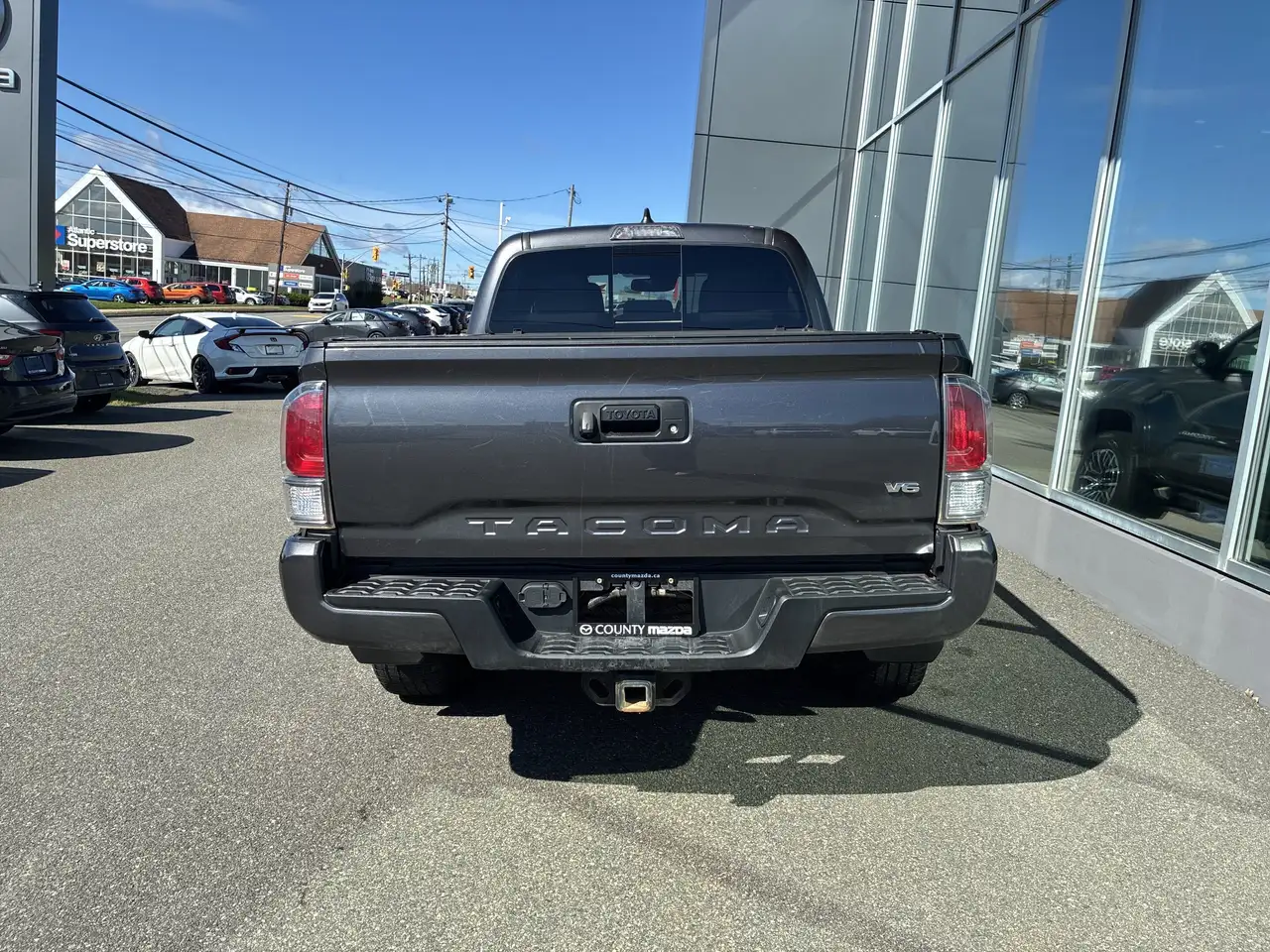 Toyota Tacoma снимка Toyota Tacoma