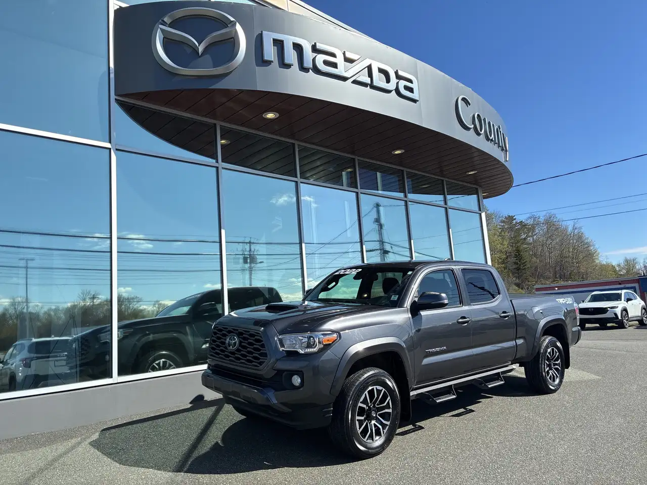 Toyota Tacoma снимка Toyota Tacoma