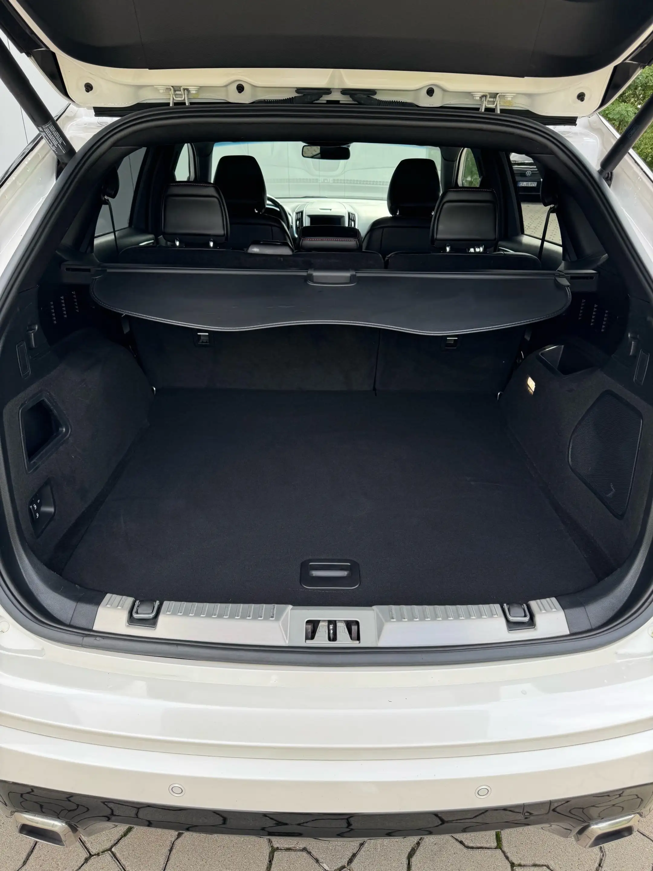 Ford Edge 2.0 ST-Line 4x4*AHK*Pano*ACC*Matrix* — photo 6