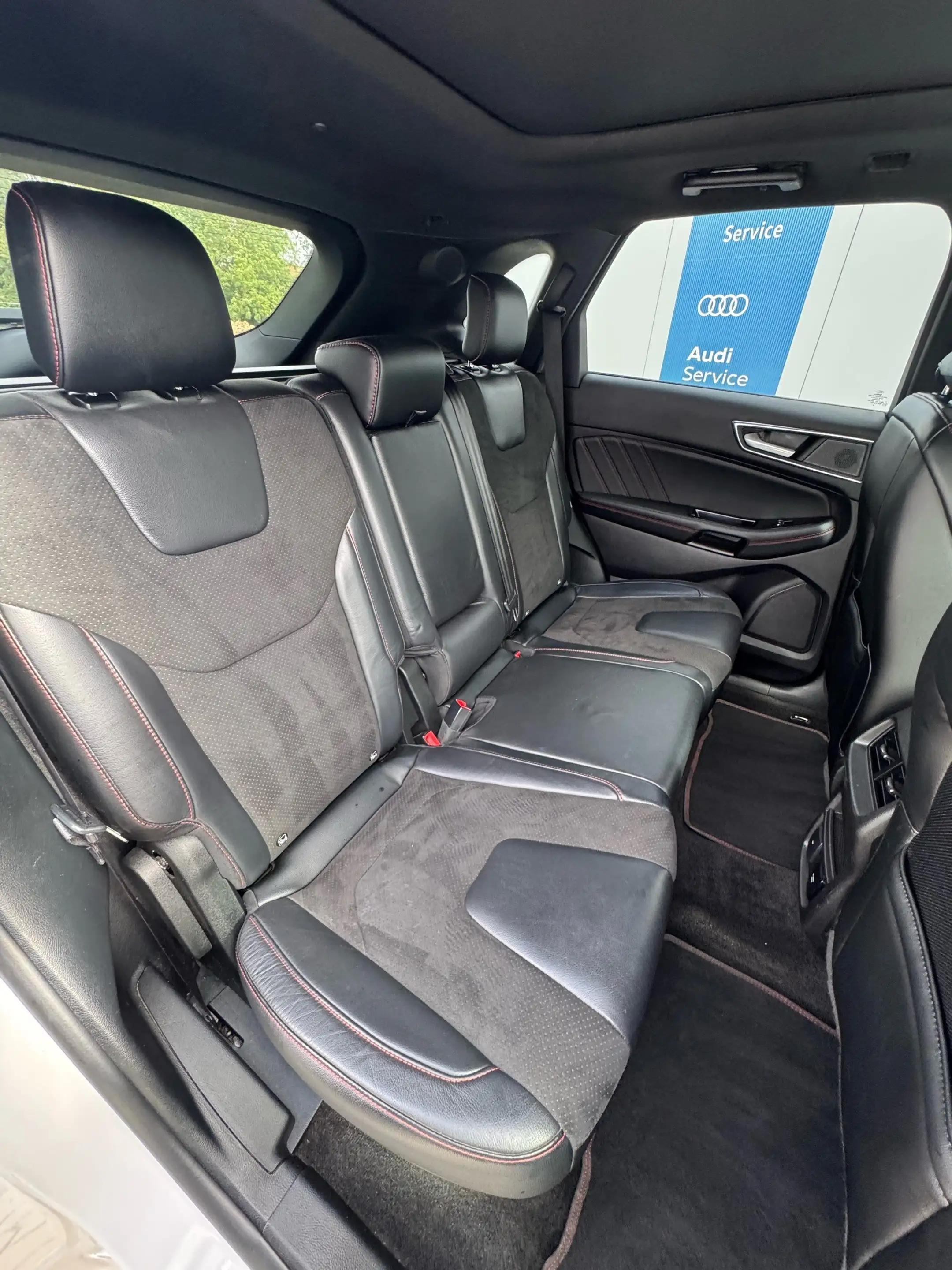 Ford Edge 2.0 ST-Line 4x4*AHK*Pano*ACC*Matrix* — photo 9