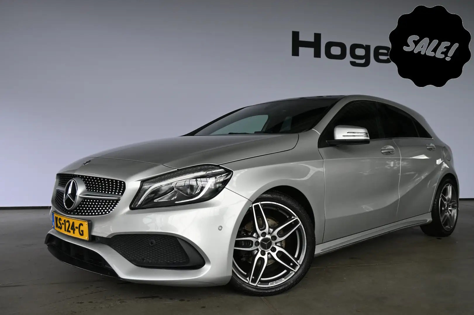 Mercedes-Benz A 160 Ambition AMG Automaat Navigatie LED Rijklaaprijs I Grijs - 1