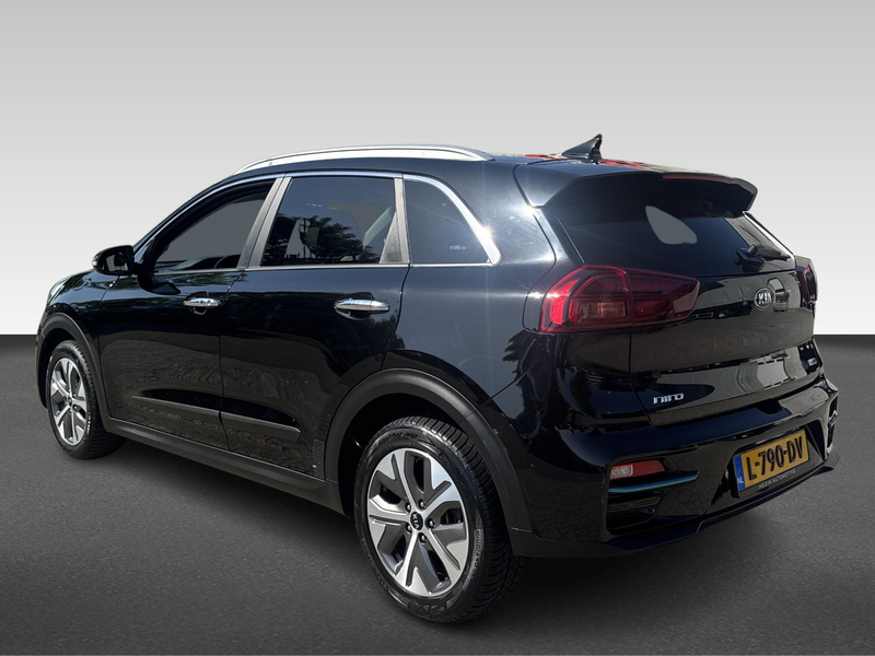 Kia e-Niro ExecutiveLine 64 kWh — photo 3