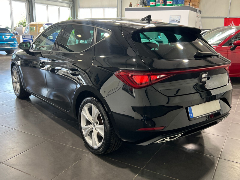 SEAT Leon 1.5 TSI FR **Navi*Virtual*LED*SHZ*ACC** — photo 3