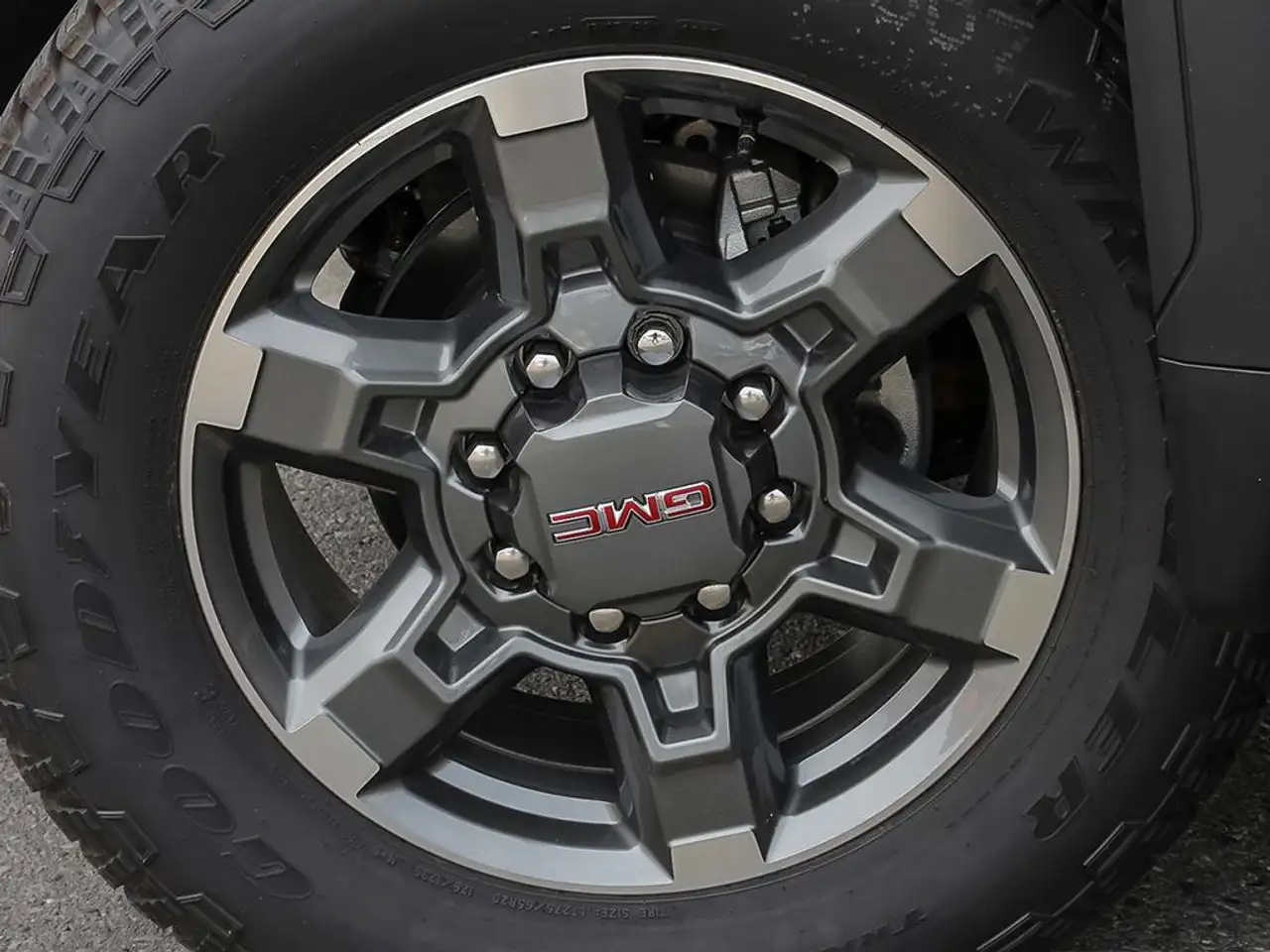 GMC Sierra 2500HD снимка GMC Sierra 2500HD