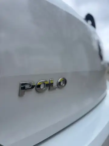 Volkswagen Polo view 9