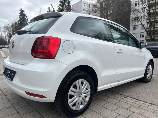 Volkswagen Polo view 5