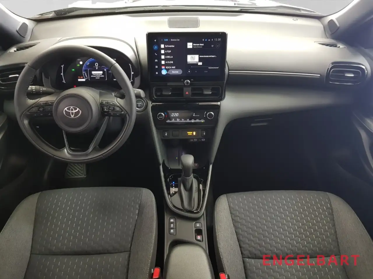 Toyota Yaris Cross 1.5 Hybrid Teamplayer Winter Paket Keyless SHZ 9
