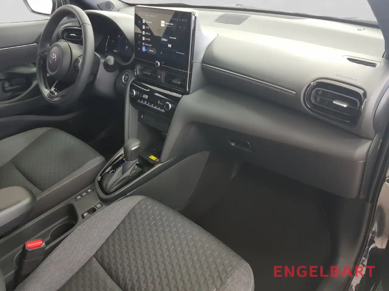 Toyota Yaris Cross 1.5 Hybrid Teamplayer Winter Paket Keyless SHZ 11