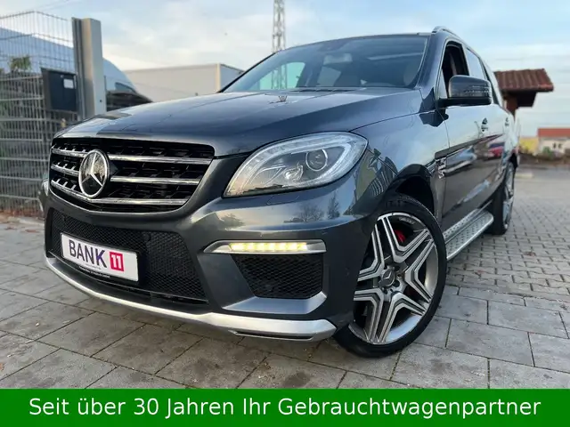 Mercedes-Benz ML 63 AMG Performance Package 557PS - 2.Hand