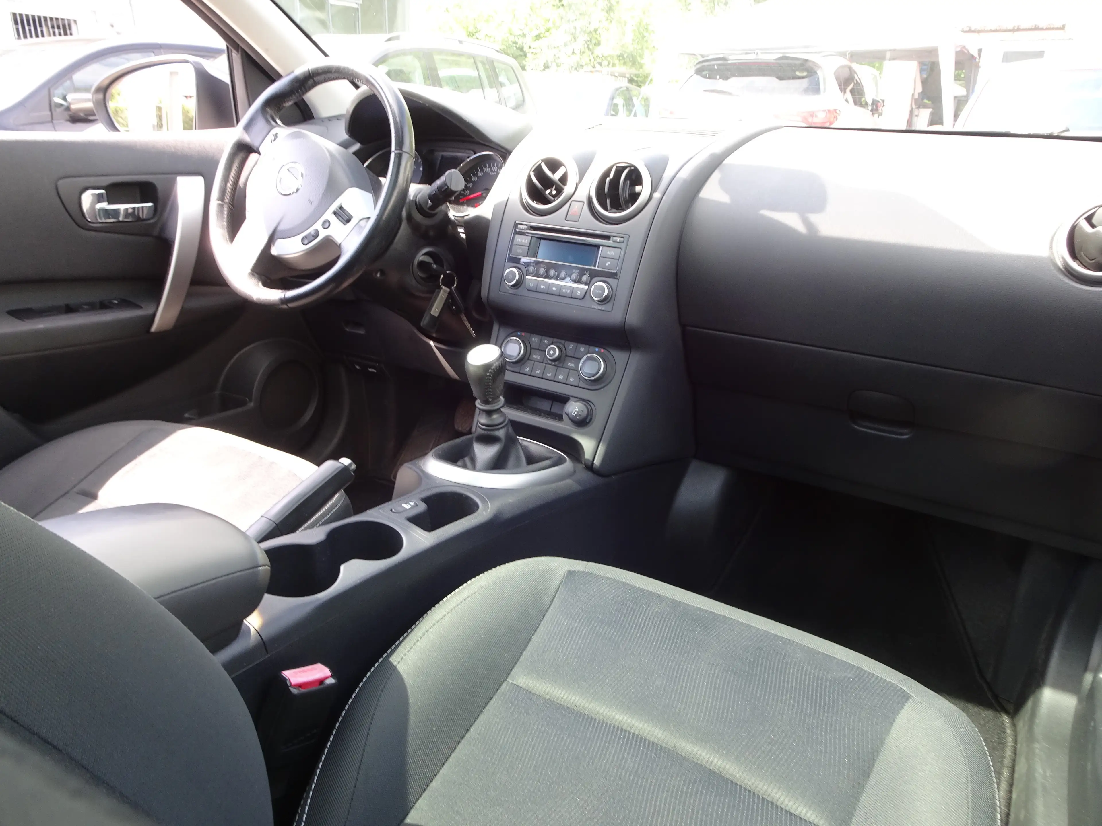 Nissan Qashqai Acenta-1 hand-SHG-96kw-1,6L-Tempo-Panorama-Klimaaut-top 1A-12 Mona-Garantie-USW. — photo 13