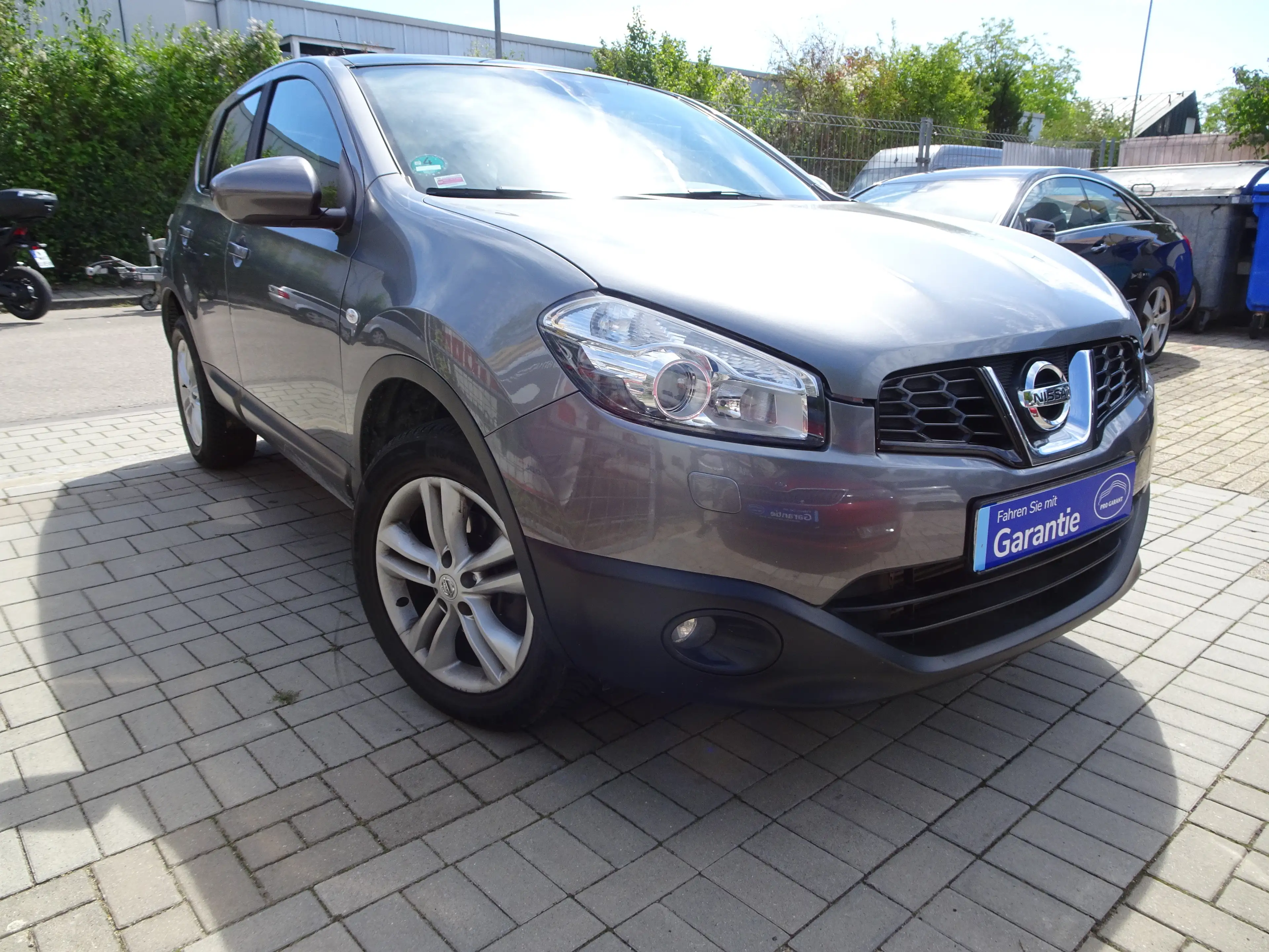 Nissan Qashqai Acenta-1 hand-SHG-96kw-1,6L-Tempo-Panorama-Klimaaut-top 1A-12 Mona-Garantie-USW. — photo 3