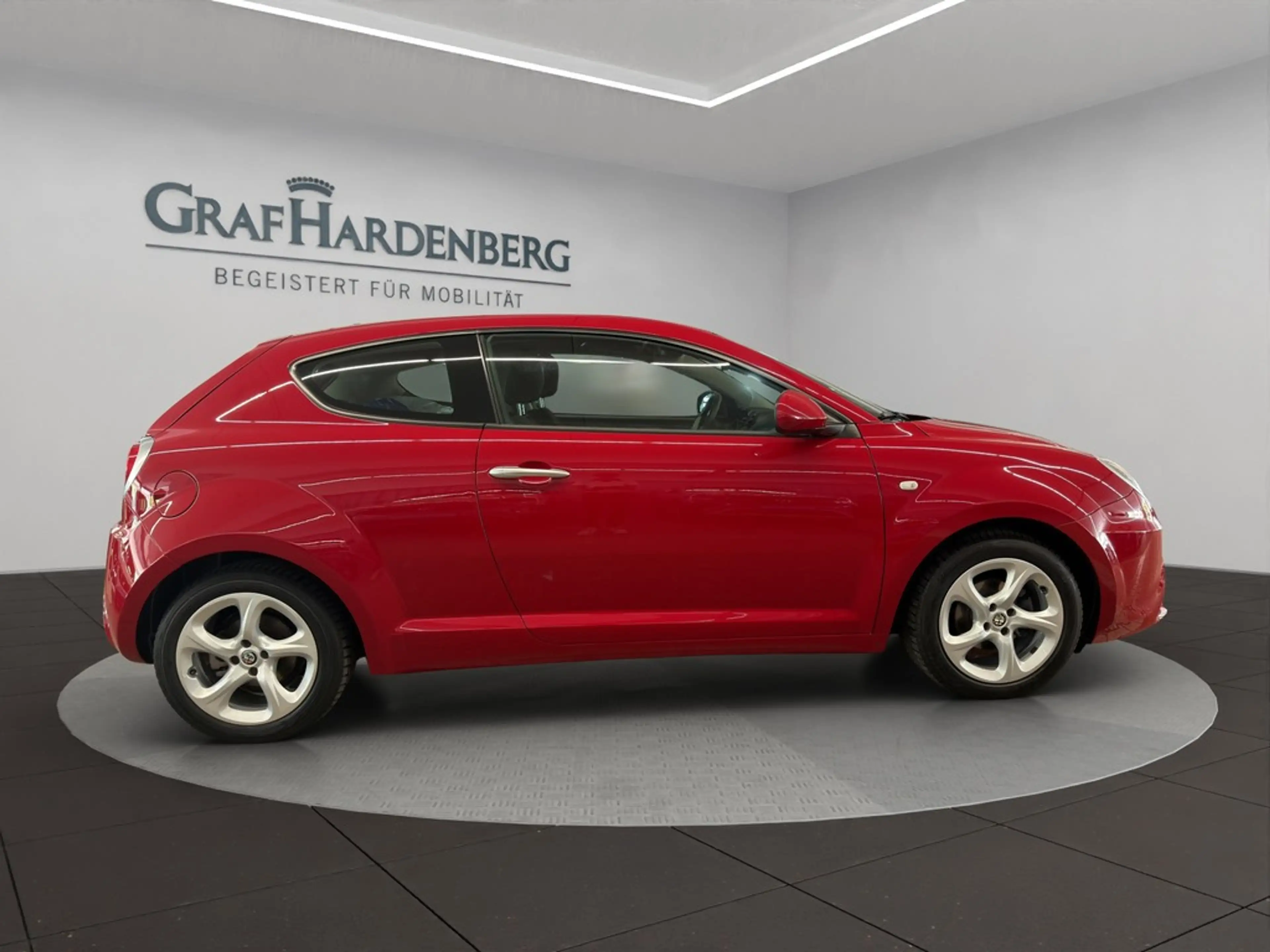 Alfa Romeo MiTo 1.4 PDC SzHzg Klima — photo 7
