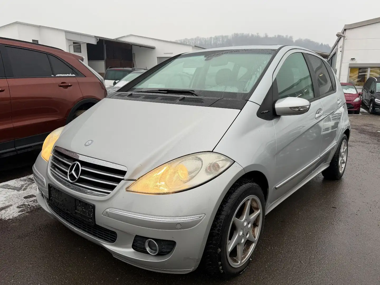 Mercedes-Benz A 200 A A 200*NEU*TÜV*KLIMA* Sitzheizu* Silber - 1