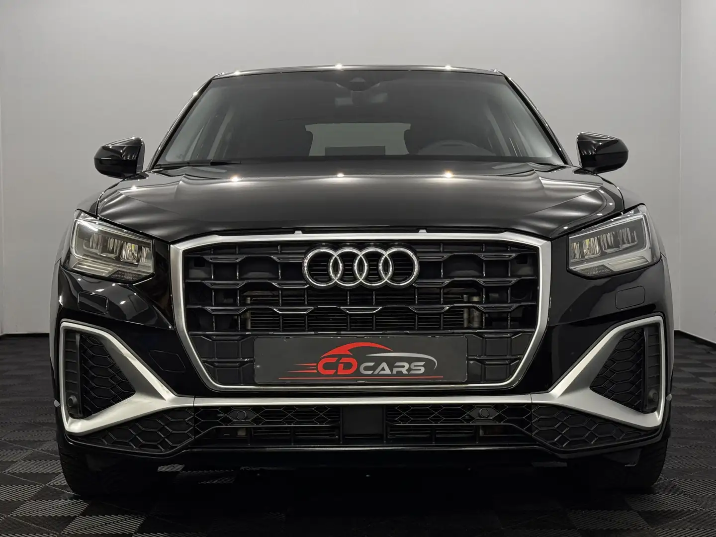 Audi Q2 35 TFSI S-line Clima, Navi, Camera, Virtual desk, Zwart - 2