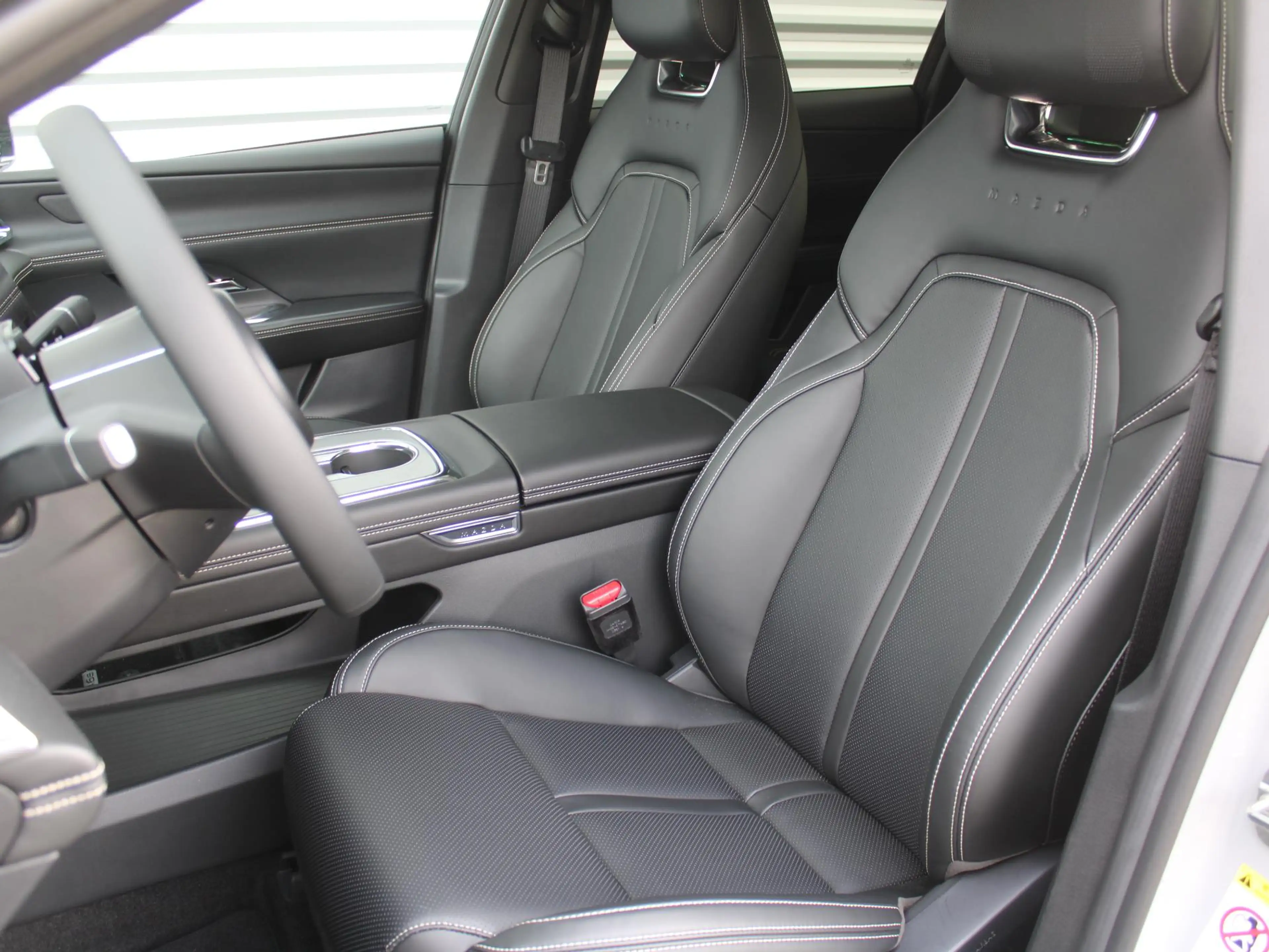 Mazda 6e Takumi Long Range 80 kWh | Stuur-/stoelverwarming — photo 26