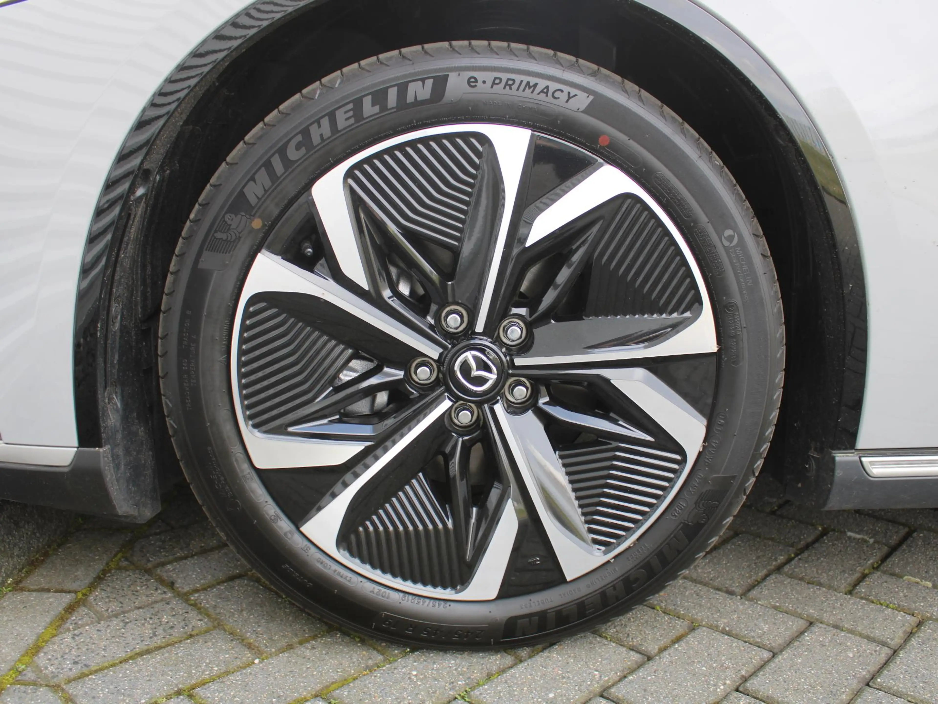 Mazda 6e Takumi Long Range 80 kWh | Stuur-/stoelverwarming — photo 32