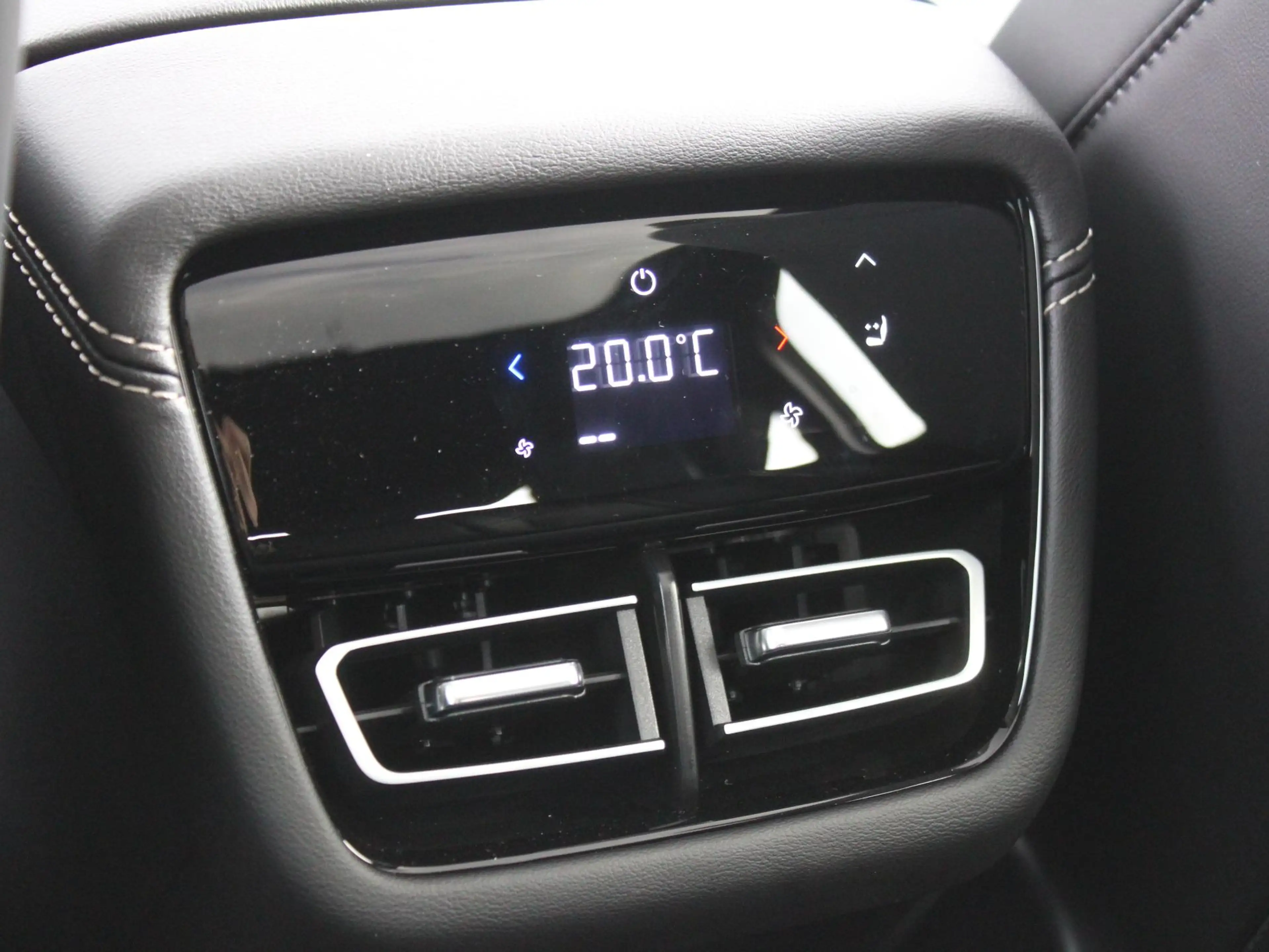 Mazda 6e Takumi Long Range 80 kWh | Stuur-/stoelverwarming — photo 29