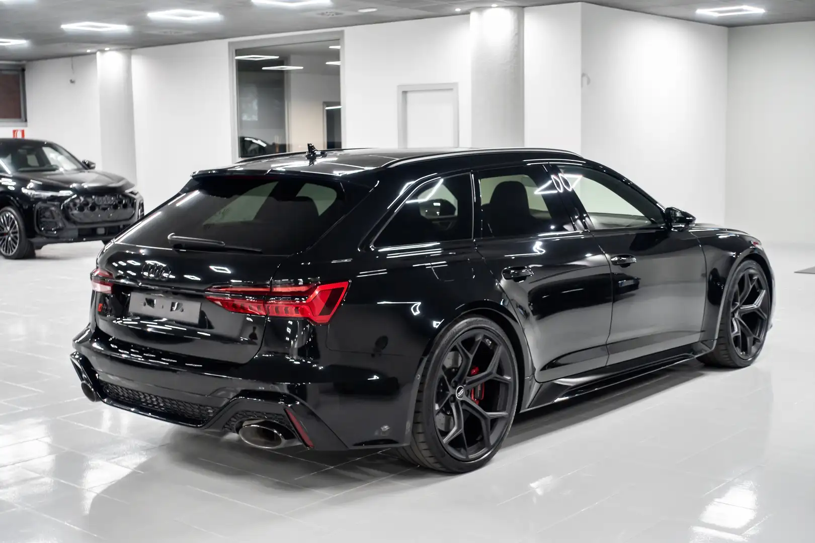 Audi RS6 PERFORMANCE V-MAX 305 DRC CERAMIC-BRAKES  TETTO  B&O HUD 5YEAR WARRANTY Schwarz - 2