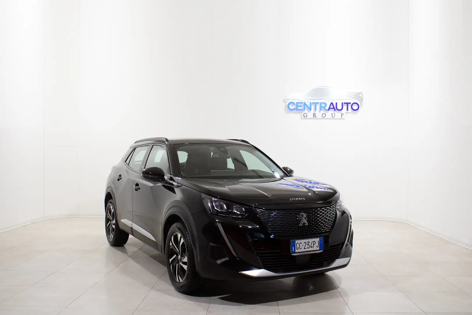 Peugeot 2008 BluHdi 100cv ALLURE *3D CONNECT 10'' NAVI* Zwart - 1