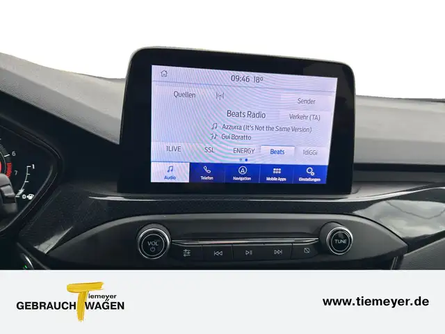 Ford Focus view 14