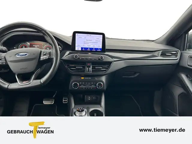 Ford Focus view 13
