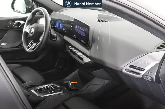 BMW 2 Series view 8