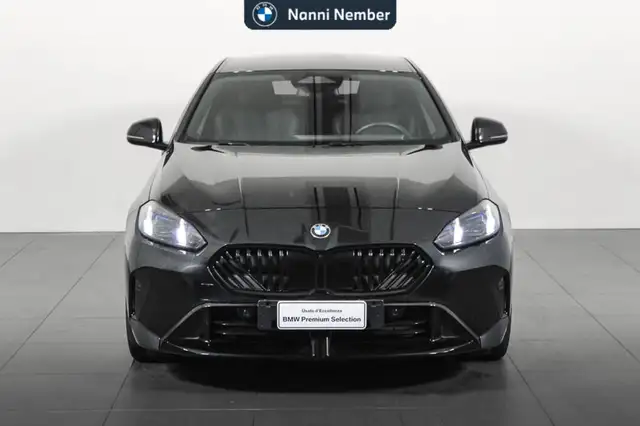 BMW 2 Series view 2