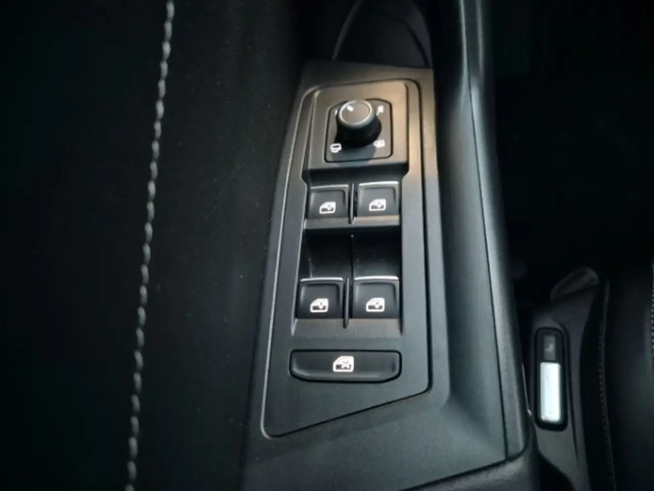 Volkswagen T-Roc 2,0 TDI Style DSG ACC,Navi,Klima,Sitzhzg. KLIMA AL, миниатюра 18