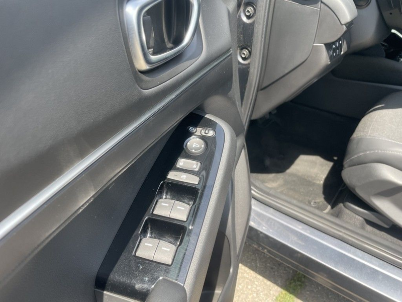 Honda HR-V e:HEV 1.5 i-MMD Hybrid Advance — photo 13