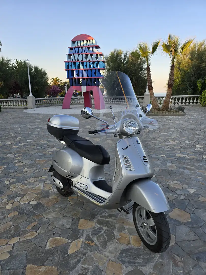 Vespa GT 200 Granturismo GT 200 L Argento - 1