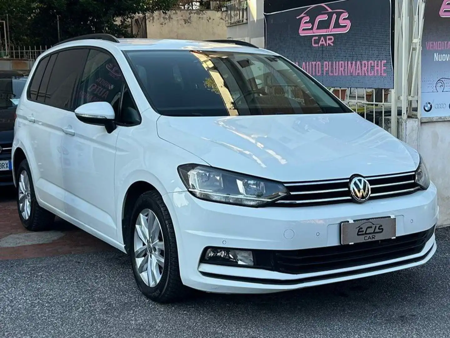 Volkswagen Touran 1.6 tdi 7 posti Wit - 2