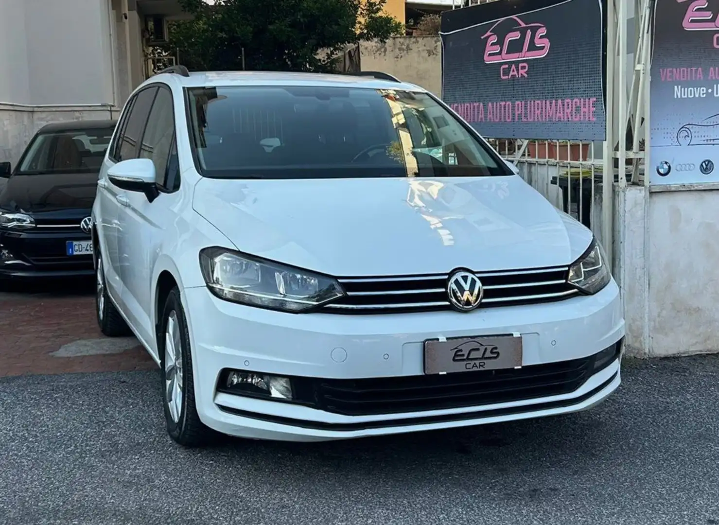 Volkswagen Touran 1.6 tdi 7 posti Wit - 1