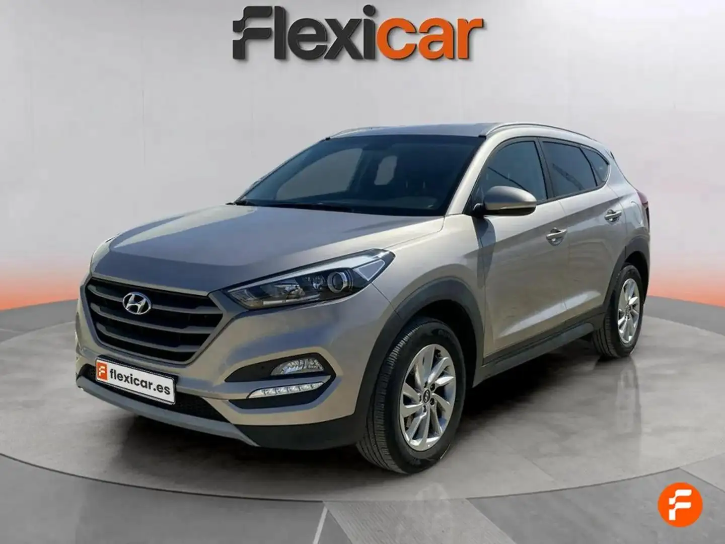 Hyundai TUCSON 1.6CRDI Klass Sky 4x2 Gris - 2