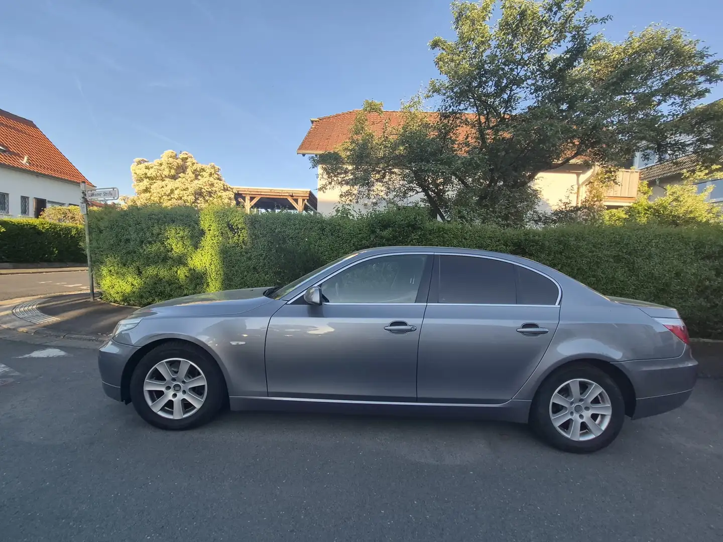 BMW 523 5er 523i ! DEFEKT ! Šedá - 1