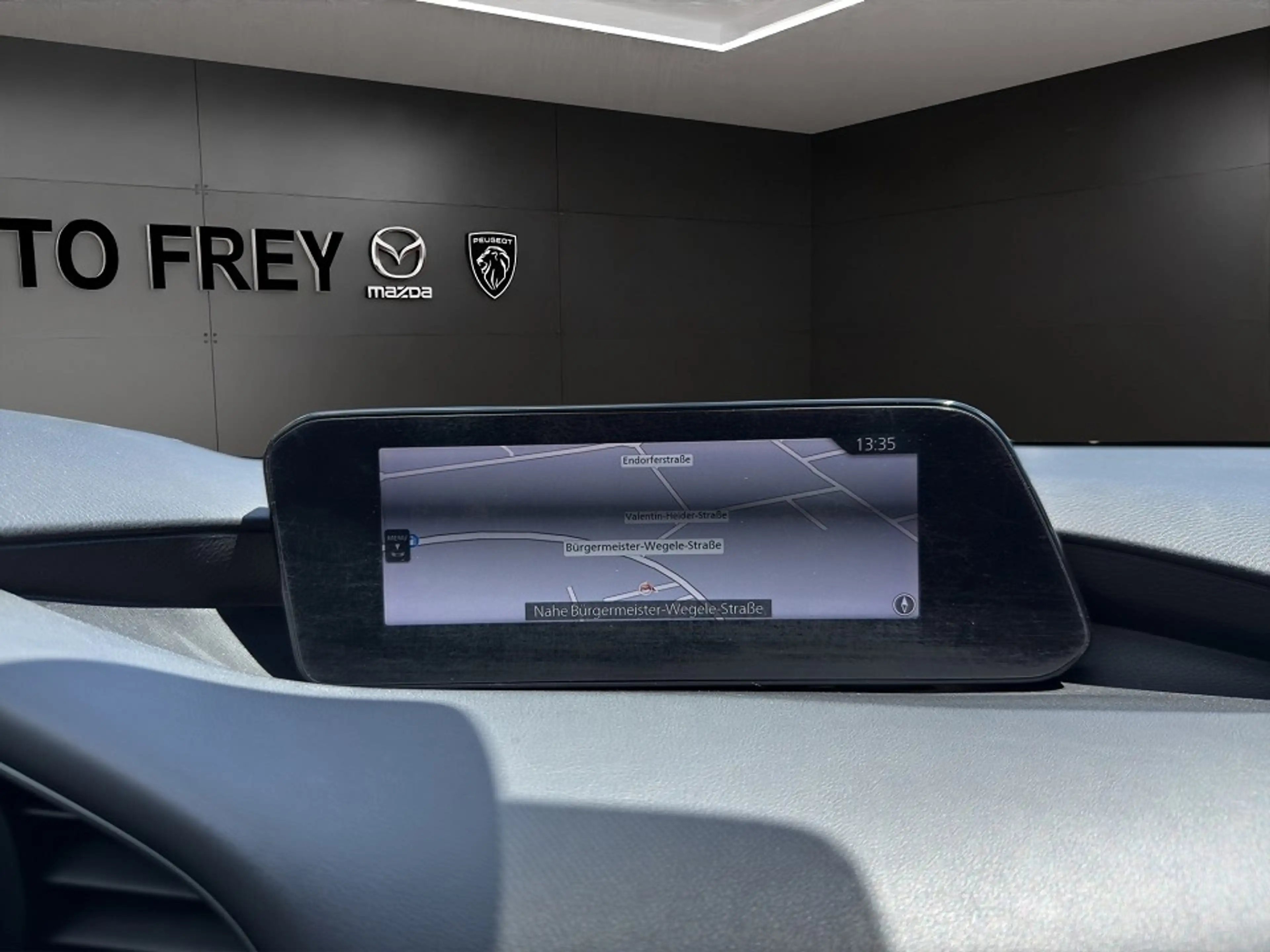 Mazda 3 116PS AT+ ACAA+KLIMA+NAVI+MRCC+EPH+LED+RADIO+BLUET — photo 14