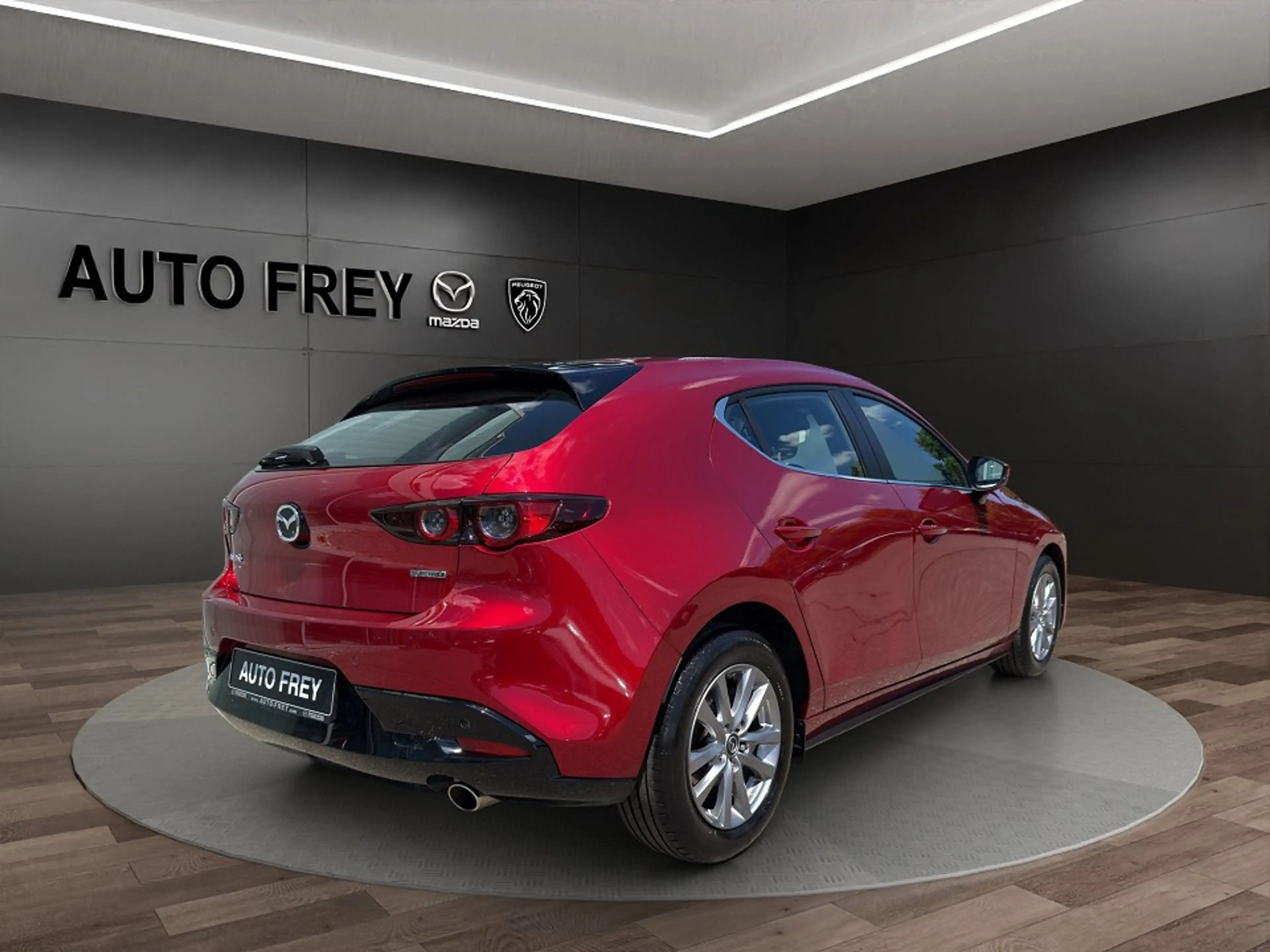 Mazda 3 116PS AT+ ACAA+KLIMA+NAVI+MRCC+EPH+LED+RADIO+BLUET — photo 3