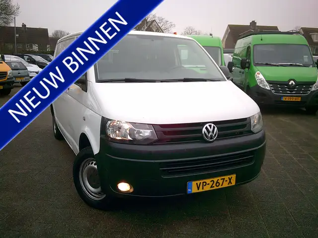 Volkswagen T5 Transporter 2.0 TDI L1H1 T800 Baseline VOORZIEN VAN AIRCO+TREK