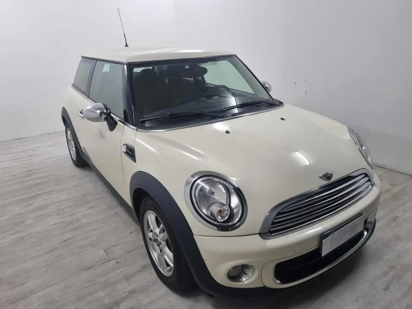 MINI One 1.6 16V One D Blanc - 2